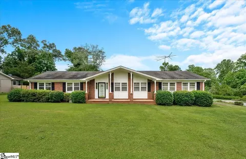 200 Camille St, Easley, SC 29642