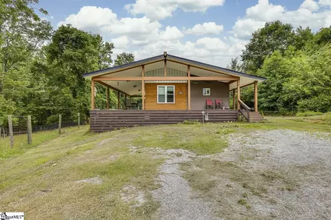 102 Connelly Rd, Marietta, SC 29661