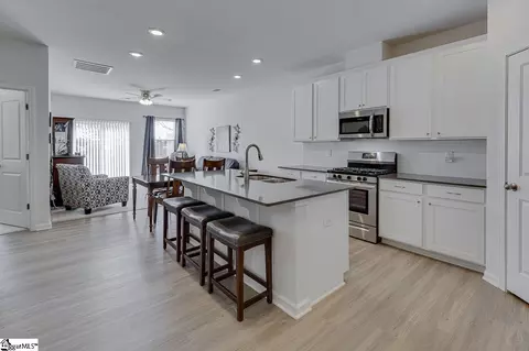 Kitchen - 9 Table Mountain Trl, Greer, SC 29651 photo 1 of 4