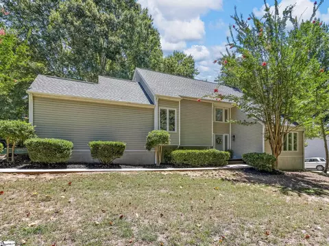308 Round Ridge Rd, Spartanburg, SC 29302