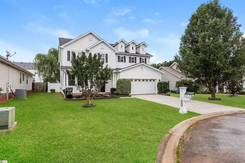 515 Etowah Dr, Roebuck, SC 29376