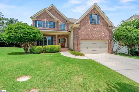 217 Bergen Ln, Simpsonville, SC 29681