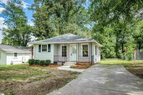 112 Cook St, Simpsonville, SC 29681