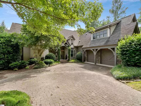 1 Courtside Trl, Travelers Rest, SC 29690