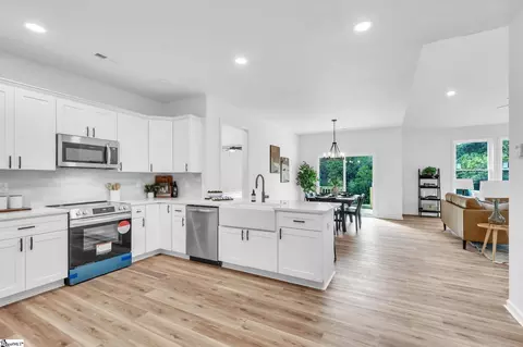 Kitchen - 404 Burrell St, Pendleton, SC 29670 photo 3 of 3