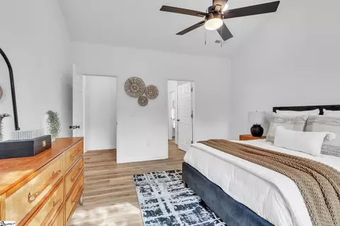 Bedroom - 404 Burrell St, Pendleton, SC 29670 photo 2 of 5