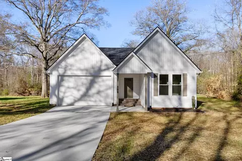 404 Burrell St, Pendleton, SC 29670