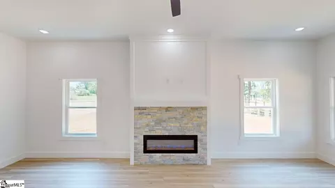 116 Susans Rd, Gaffney, SC 29341 photo 8