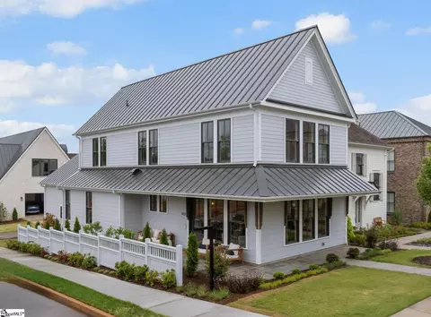 602 Baron Dr, Greenville, SC 29615