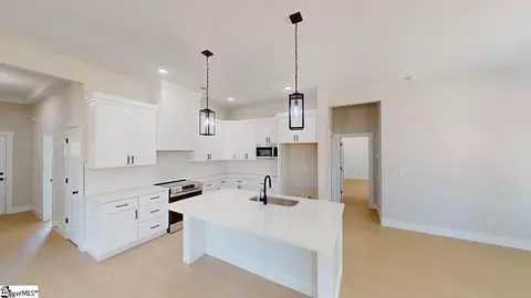Kitchen - 124 Susans Rd, Gaffney, SC 29341 photo 1 of 4
