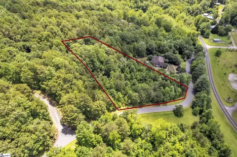6 Foxboro Rd, Travelers Rest, SC 29690 photo 2
