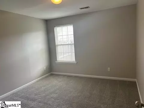Bedroom - 102 Lear Dr, Laurens, SC 29360 photo 2 of 2