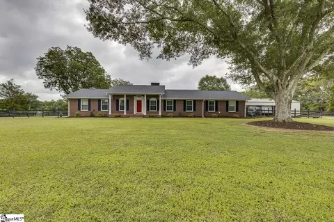 2528 E Georgia Rd, Simpsonville, SC 29681