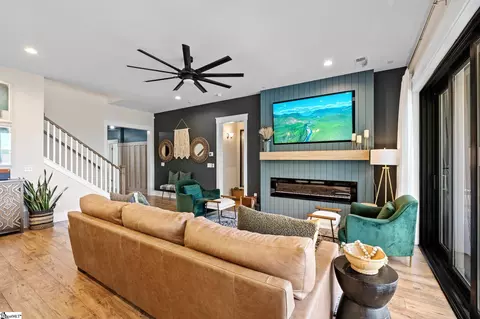 324 Novelty Dr, Greer, SC 29651 photo 9
