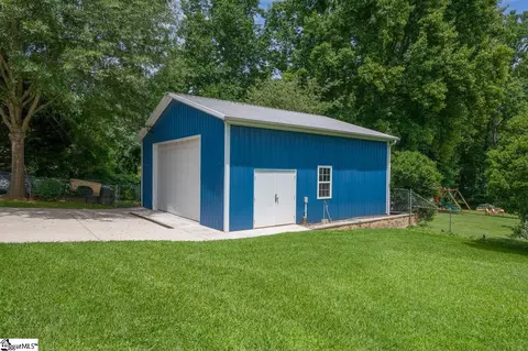 14 Rollingreen Rd, Greer, SC 29651 photo 5