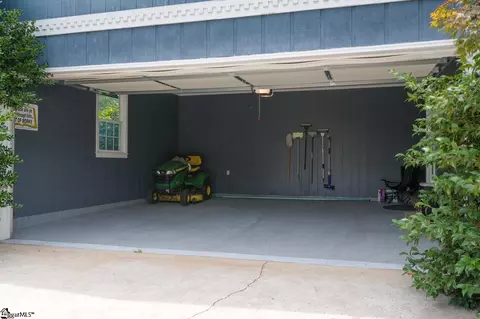 14 Rollingreen Rd, Greer, SC 29651 photo 11