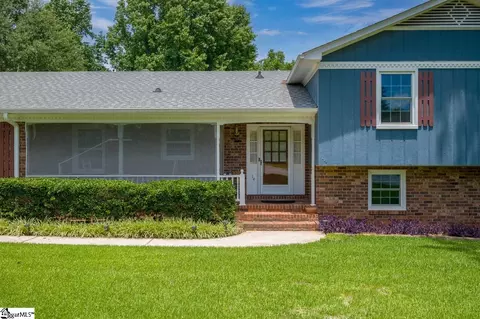 14 Rollingreen Rd, Greer, SC 29651 photo 3