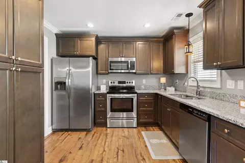Kitchen - 417 Addison Cir, Pelzer, SC 29669 photo 2 of 2
