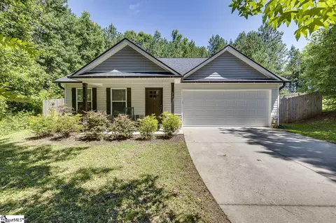 288 Summer Winds Ln, Inman, SC 29349