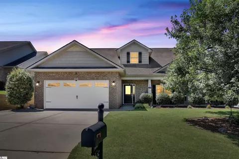 402 Birchbark Ln, Lyman, SC 29365