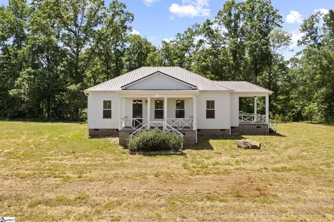 2220 S Blackstock Rd, Landrum, SC 29356