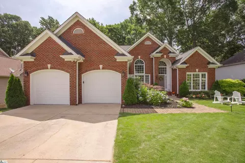 10 Rothesay St, Simpsonville, SC 29681