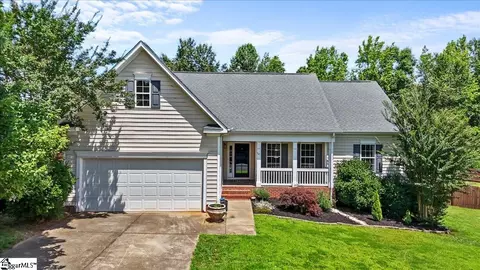 521 Omniwood Ct, Greer, SC 29651