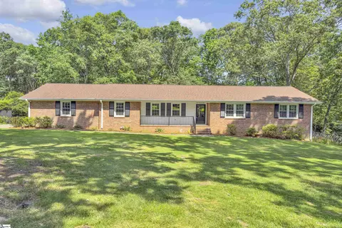 505 E Hackney Rd, Greer, SC 29650