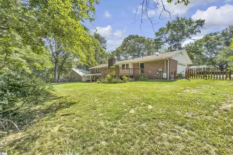 Exterior - 505 E Hackney Rd, Greer, SC 29650 photo 6 of 8