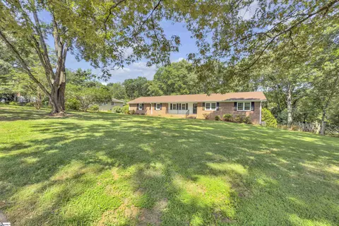 Exterior - 505 E Hackney Rd, Greer, SC 29650 photo 8 of 8