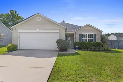 29 Parkgate Ct, Simpsonville, SC 29680