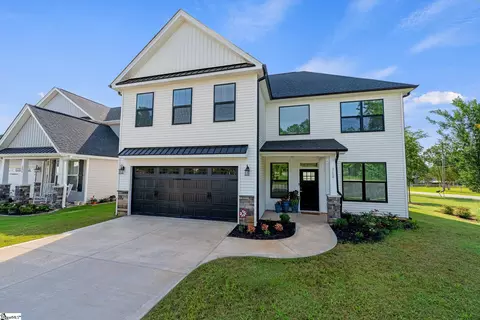 202 Marshgate Dr, Greenville, SC 29617