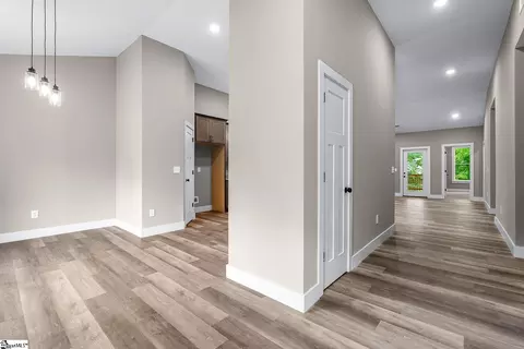 156 Grand Oak Cir, Pendleton, SC 29670 photo 7