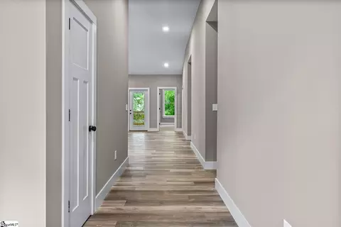 156 Grand Oak Cir, Pendleton, SC 29670 photo 5