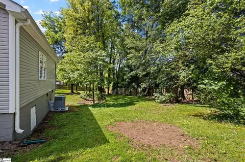 104 Gilbert St, Greer, SC 29651 photo 27