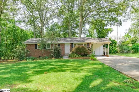 202 Barry Dr, Greer, SC 29650