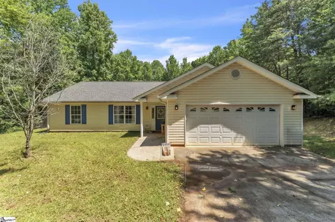 150 Mountain View Cir, Inman, SC 29349