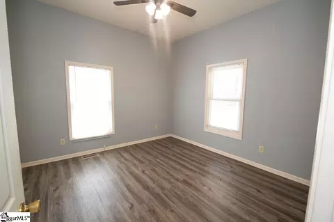 Bedroom - 112 Garrison St, Easley, SC 29640 photo 4 of 5