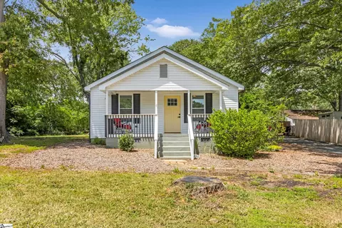 234 Southstar St, Spartanburg, SC 29301