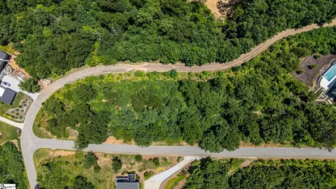 7 Tamala Gwinnett Dr, Greenville, SC 29609