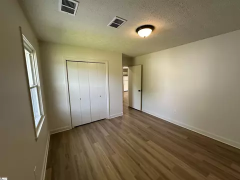 512 Rotterdam Rd, Easley, SC 29640 photo 15
