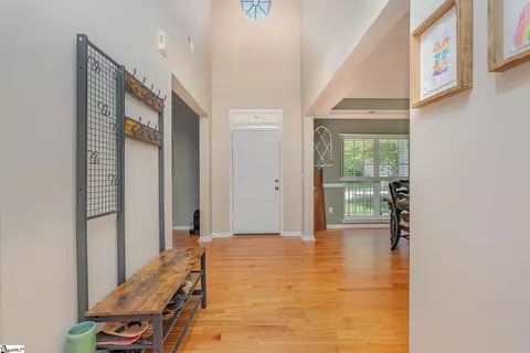 513 Middleshare Dr, Mauldin, SC 29662 photo 4