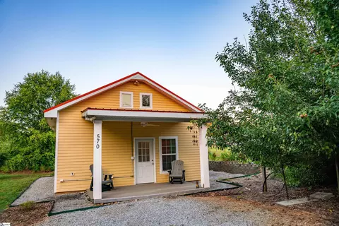 570 Old Chesnee Hwy, Chesnee, SC 29323