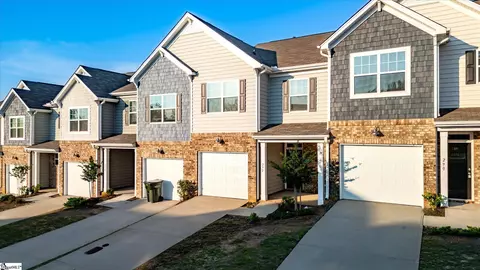 292 E Compass Way, Easley, SC 29640