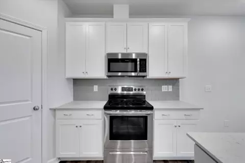 Kitchen - 292 E Compass Way, Easley, SC 29640 photo 2 of 2