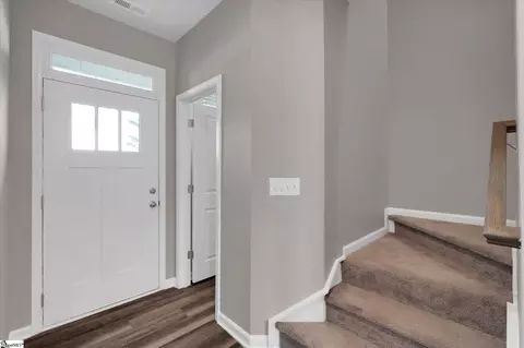 291 E Compass Way, Easley, SC 29640 photo 4