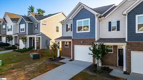 291 E Compass Way, Easley, SC 29640 photo 2