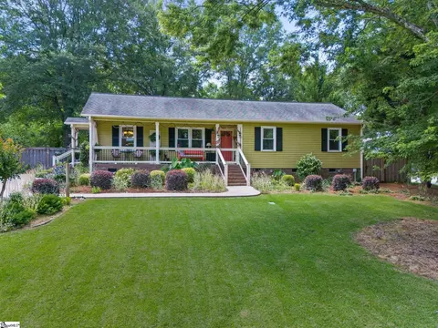 119 Deborah Ln, Greenville, SC 29611