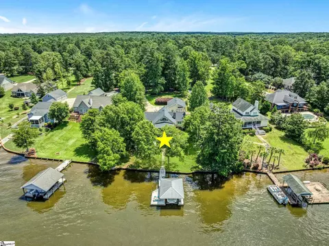 224 Seabright Cir, Cross Hill, SC 29332