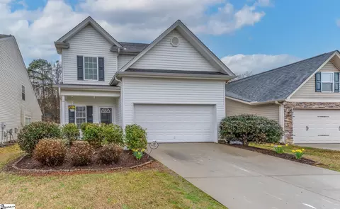 212 Dellwood Dr, Spartanburg, SC 29301